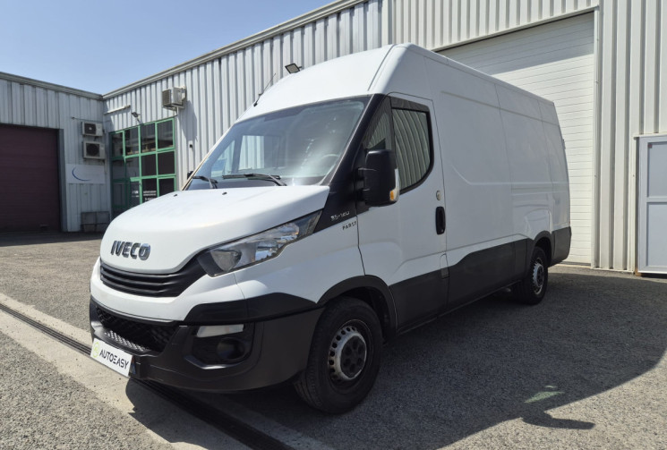 Iveco Daily 35S12 2.3 FOURGON H2L2 * DISTRIBUTION FAITE * 