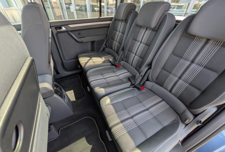 Volkswagen Touran I PHASE 3 1.6 TDI 105 MATCH / COURROIE DE DISTRIBUTION NEUVE