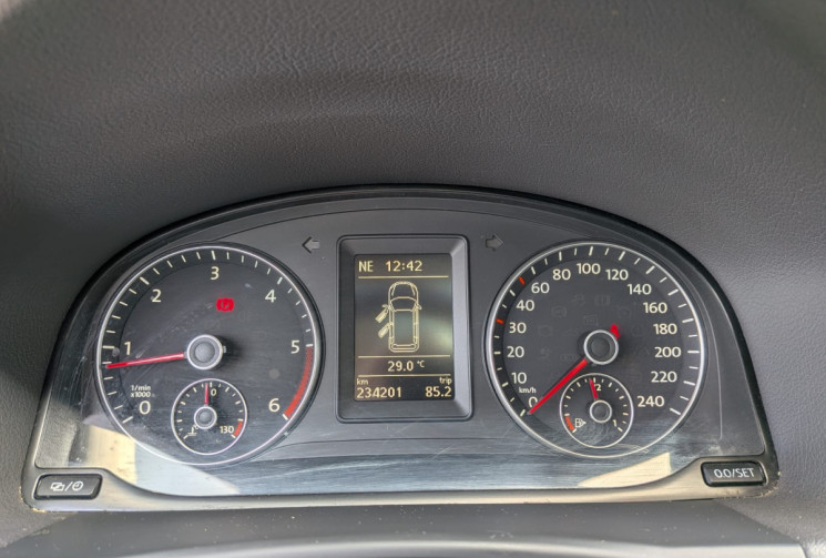 Volkswagen Touran I PHASE 3 1.6 TDI 105 MATCH / COURROIE DE DISTRIBUTION NEUVE