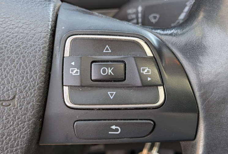 Volkswagen Touran I PHASE 3 1.6 TDI 105 MATCH / COURROIE DE DISTRIBUTION NEUVE