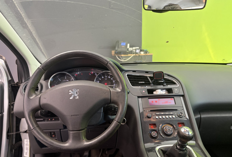 Peugeot 5008 2.0 HDI 150 CH ACTIVE