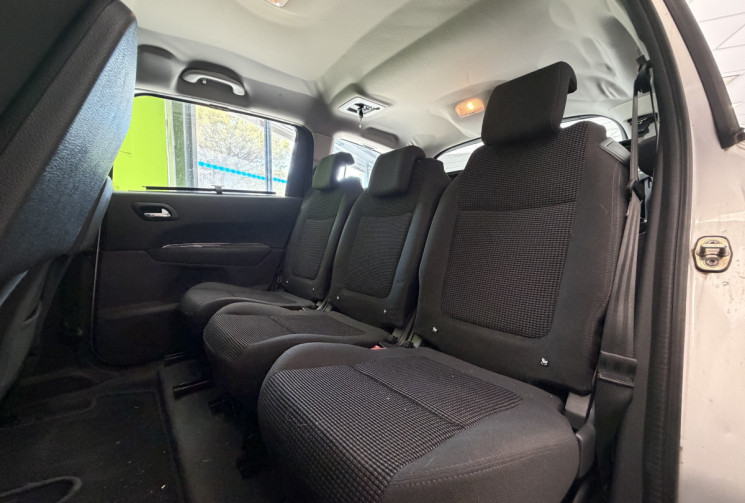 Peugeot 5008 2.0 HDI 150 CH ACTIVE