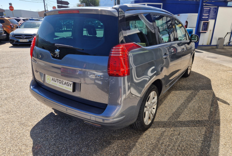 Peugeot 5008 1.6 HDI 112 7 places