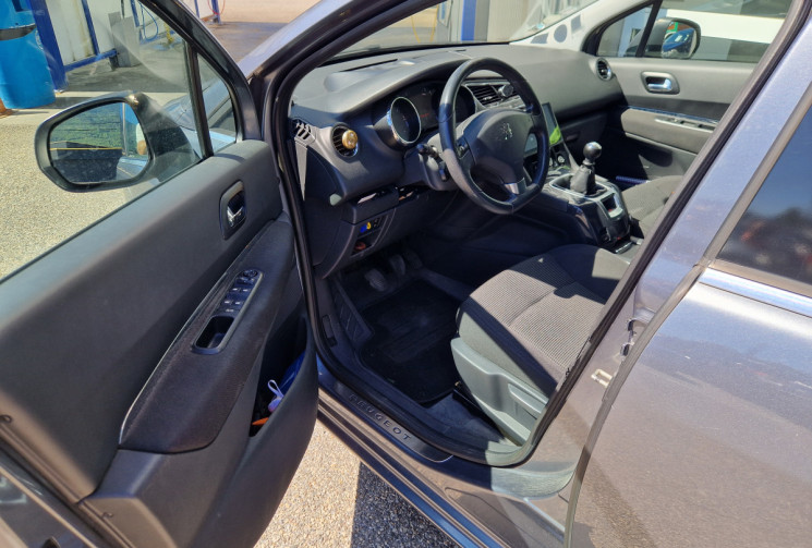 Peugeot 5008 1.6 HDI 112 7 places