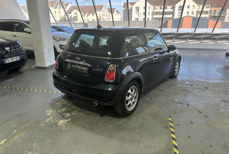 Mini Cooper 1.6 Hatch 116 / Entretien rigoureux / Climatisation / Idéal jeune permis