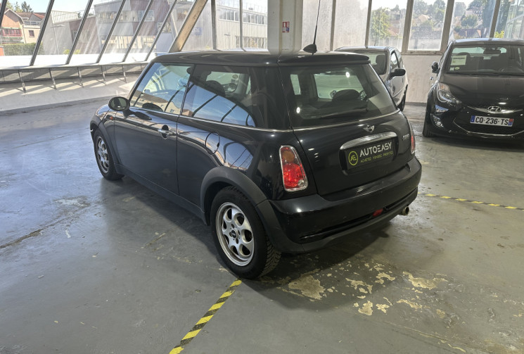 Mini Cooper 1.6 Hatch 116 / Entretien rigoureux / Climatisation / Idéal jeune permis