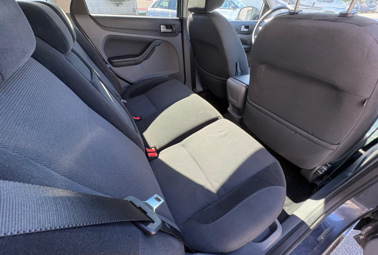 Ford Focus II Phase 2 1.6 Ti VCT  GHIA 115  / GARANTIE 12 MOIS 