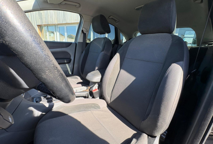 Ford Focus II Phase 2 1.6 Ti VCT  GHIA 115  / GARANTIE 12 MOIS 