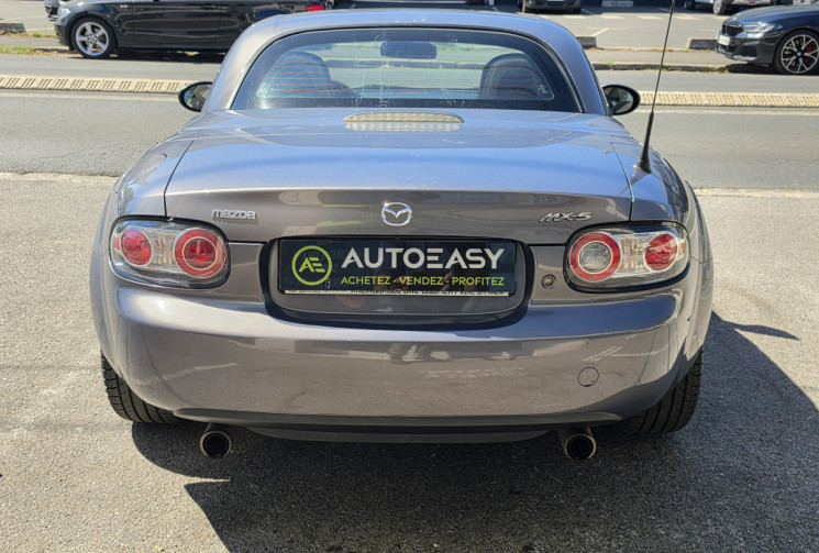 Mazda MX-5 1.8 Elegance Cuir Suivi complet