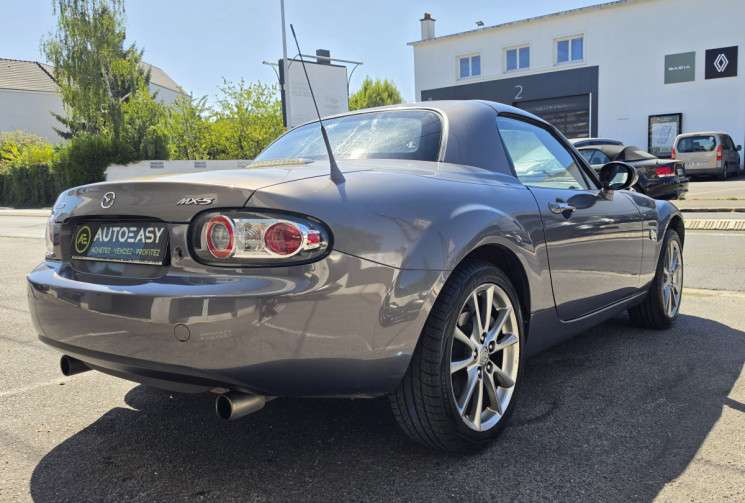 Mazda MX-5 1.8 Elegance Cuir Suivi complet