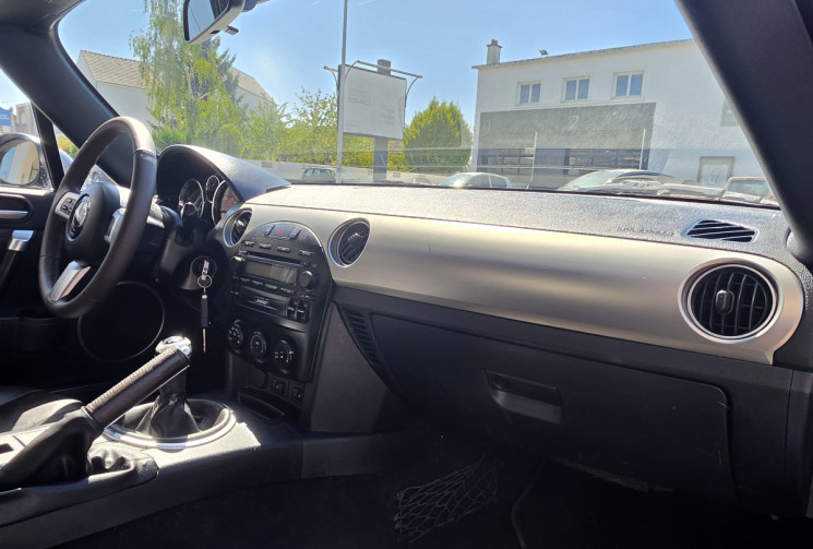 Mazda MX-5 1.8 Elegance Cuir Suivi complet