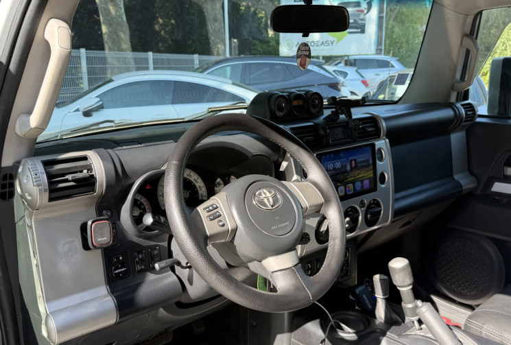 Toyota FJ CRUISER 4.0 V6 BVA / Vidange Boite OK / Ethanol E85 