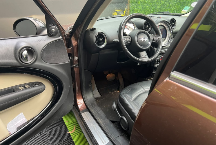 Mini Countryman  2 Cooper 1.6 i 16V Steptronic 122 cv CHILI
