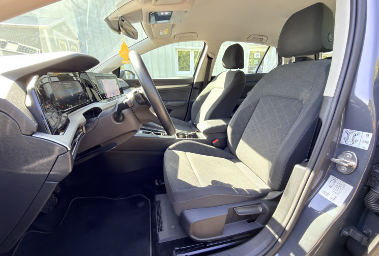 Volkswagen Golf 8 1.5 eTS 150 ch DSG7 Life-Caméra de recul-Entretiens OK VW-Garantie 6 Mois 