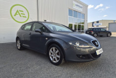 SEAT Leon II (1P1) 2.0 TDI 16V 140 CV * CLIM * 1ER MAIN * CARNET COMPLET * NOUVELLE DISTRIBUTION