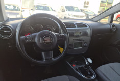 SEAT Leon II (1P1) 2.0 TDI 16V 140 CV * CLIM * 1ER MAIN * CARNET COMPLET * NOUVELLE DISTRIBUTION