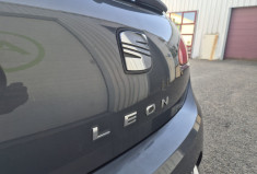 SEAT Leon II (1P1) 2.0 TDI 16V 140 CV * CLIM * 1ER MAIN * CARNET COMPLET * NOUVELLE DISTRIBUTION
