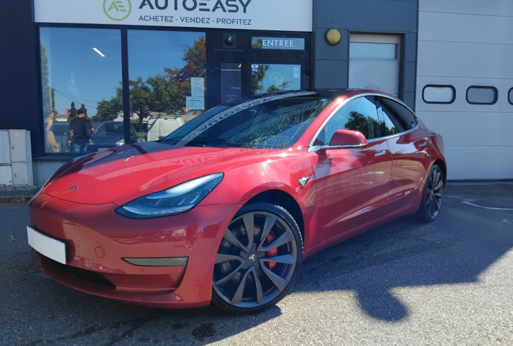 Tesla Model 3 Performance AWD