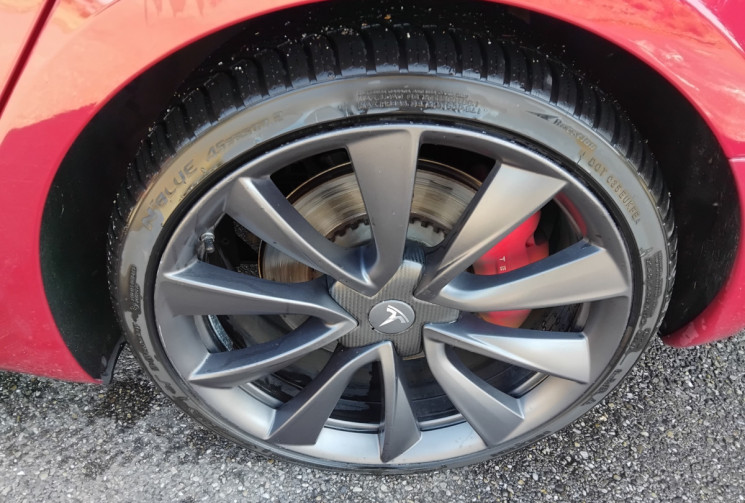 Tesla Model 3 Performance AWD