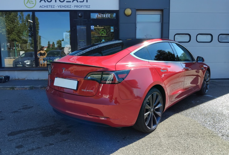 Tesla Model 3 Performance AWD