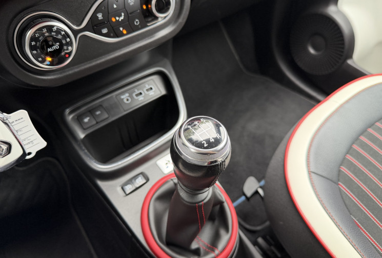 Renault Twingo 0.9 Tce 95 Le Coq Sportif / Caméra / Carplay / Suivi Complet / 2ème Main