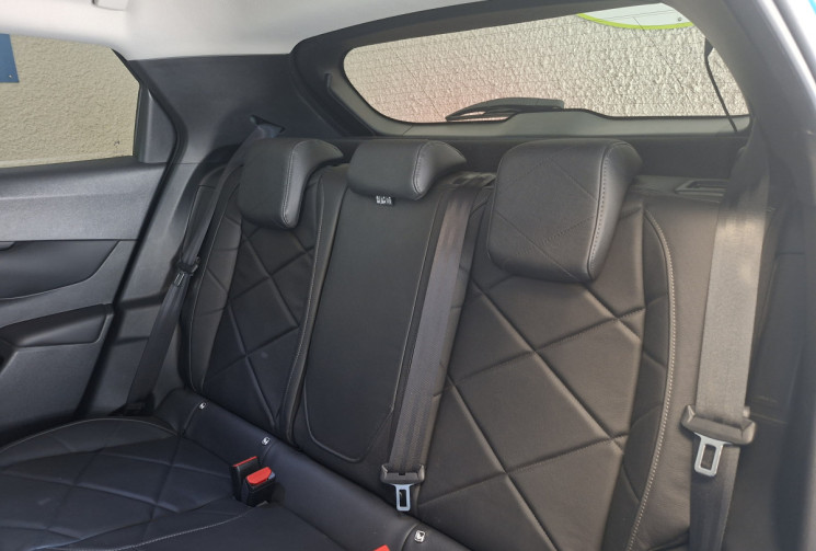 DS DS 3 Crossback  1.5 130 HDI EAT8 CONNECTED CHIC/ TETE HAUTE/DS LED MATRIX VISION