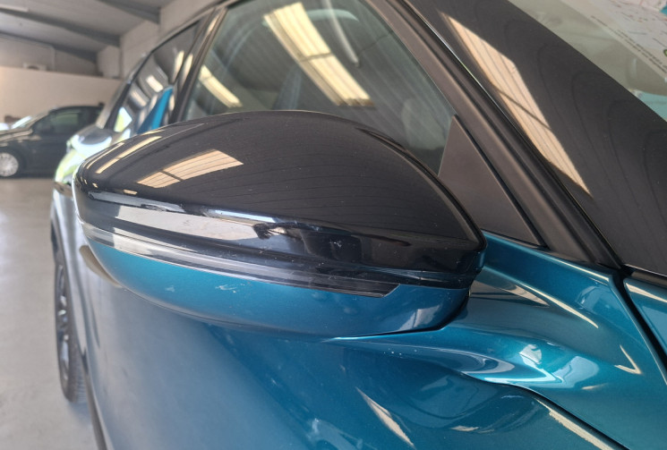 DS DS 3 Crossback  1.5 130 HDI EAT8 CONNECTED CHIC/ TETE HAUTE/DS LED MATRIX VISION