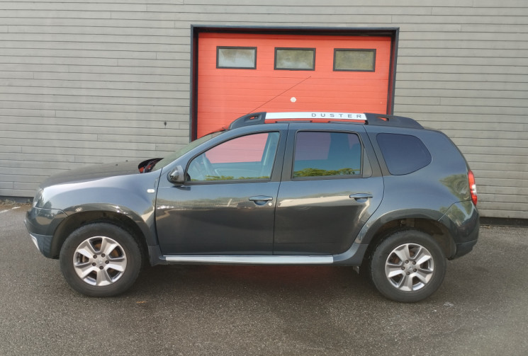 Dacia Duster 1.5 DCi 110 4x4 Black Touch BVM6 + Attelage