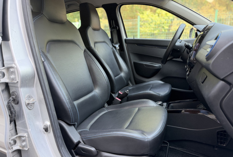 Dacia Spring Business EV 45 27kWh / GPS / Caméra de recul / Bluetooth / Garantie 6 Mois 