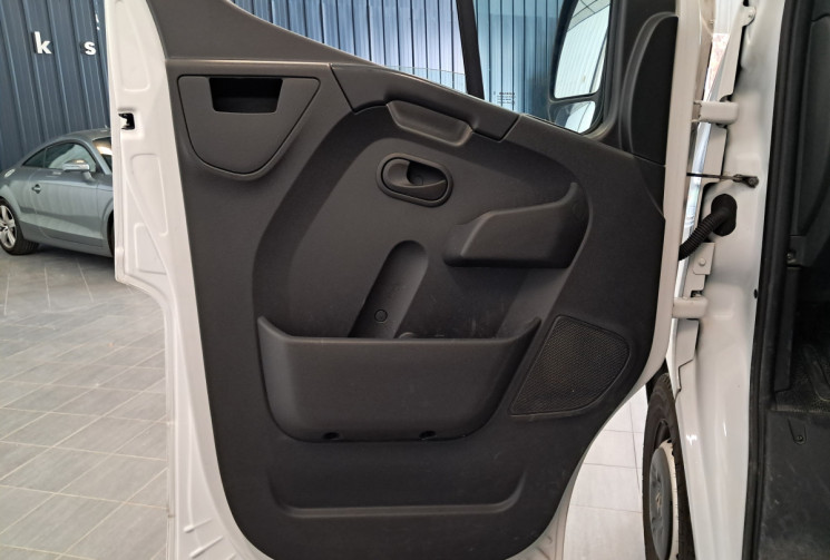 Renault Master III  Fg F3300 L2H2 2.3 dCi 145 GRAND CONFORT - SUIVI RENAULT - 1ERE MAIN - TVA -