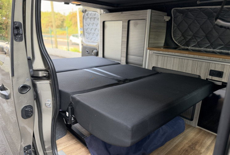 Opel VIVARO Van Aménagé  L1H1 / Camping Car / 4 pl. assises / 4 Couchages / Trafic