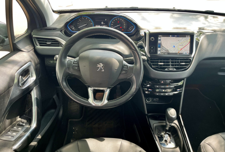 Peugeot 2008 1.2 PureTech 110ch Allure S&S EAT6 BVA / Boite Automatique