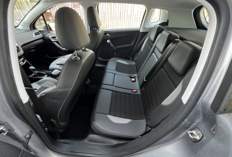 Peugeot 2008 1.2 PureTech 110ch Allure S&S EAT6 BVA / Boite Automatique