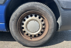 Peugeot Expert 2.0 HDi Fourgon court vitré 95 cv