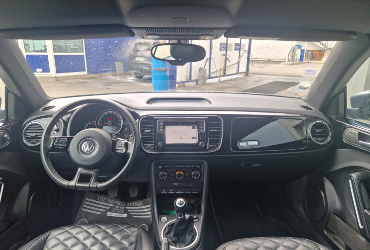 Volkswagen Coccinelle cabriolet 2.0 tdi 110 ch exclusive 