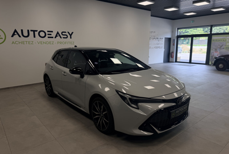 Toyota Corolla 2.0 VVT-i 196 ch HEV GR Sport