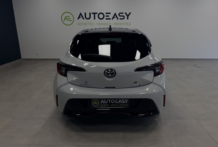 Toyota Corolla 2.0 VVT-i 196 ch HEV GR Sport