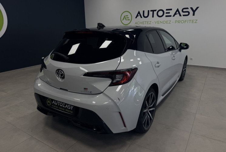 Toyota Corolla 2.0 VVT-i 196 ch HEV GR Sport