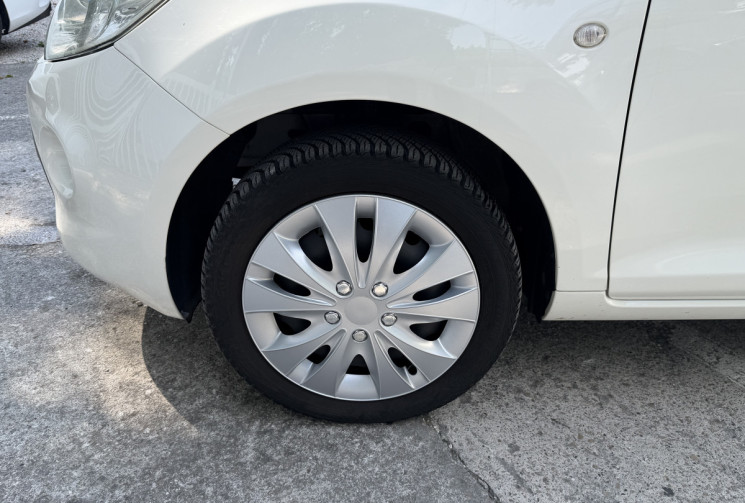 Ford Ka  1.2 69 Titanium / 1ère Main / Distribution OK / Climatisation / Entretien à Jour