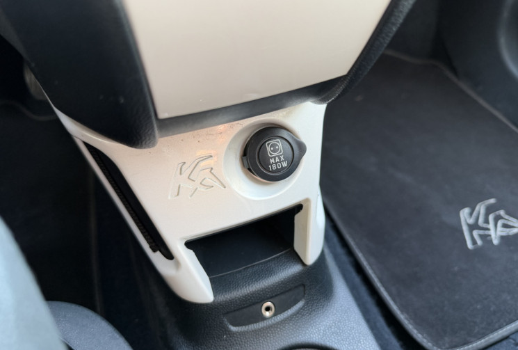 Ford Ka  1.2 69 Titanium / 1ère Main / Distribution OK / Climatisation / Entretien à Jour