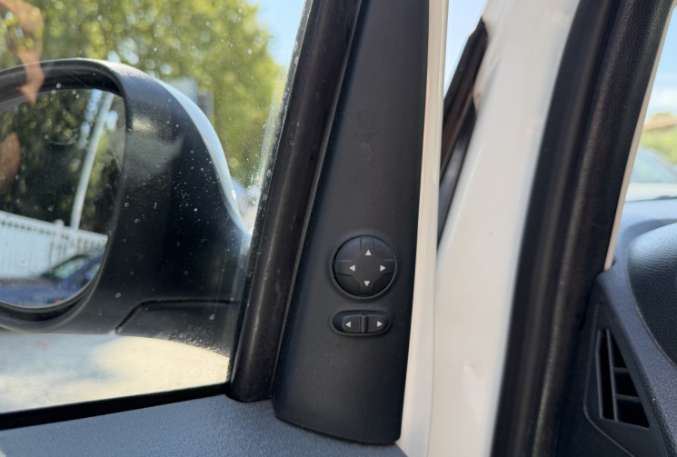 Ford Ka  1.2 69 Titanium / 1ère Main / Distribution OK / Climatisation / Entretien à Jour