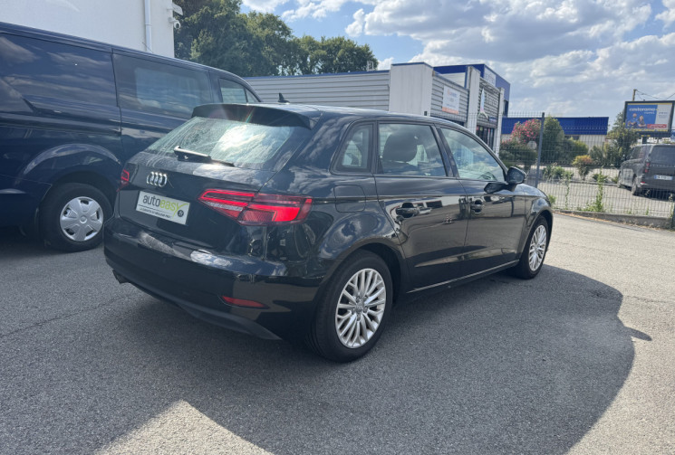 Audi A3 SPORTBACK III 2.0 TDI 150ch Design S tronic 6// TOIT OUVRANT// CAMERA DE RECUL