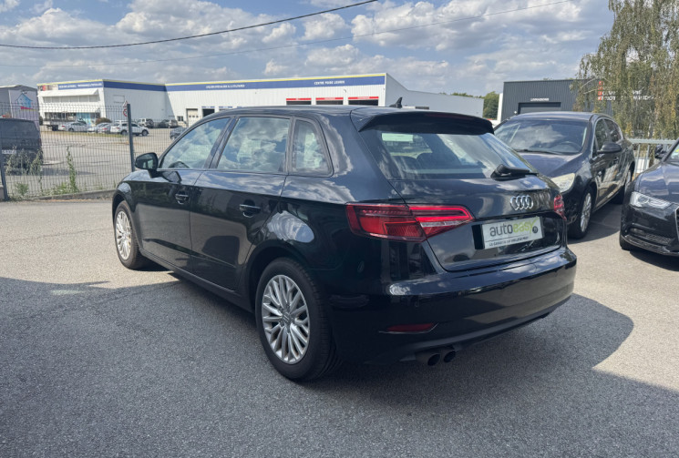 Audi A3 SPORTBACK III 2.0 TDI 150ch Design S tronic 6// TOIT OUVRANT// CAMERA DE RECUL