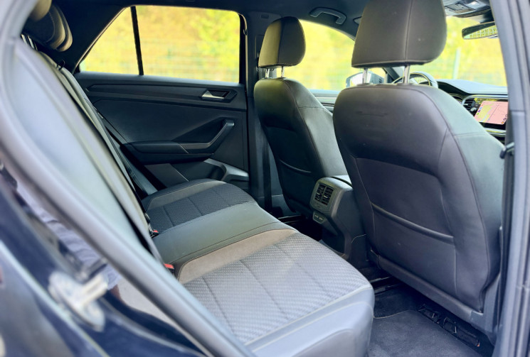Volkswagen T-Roc R-Line 4Motion 2.0 TDi 150 / 1ere main / Entretien VW / Camera / Carplay