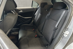 Mercedes Classe A 180 1.6i Sensation 122 ch / Radar Avant et Arrière / Révision à jour