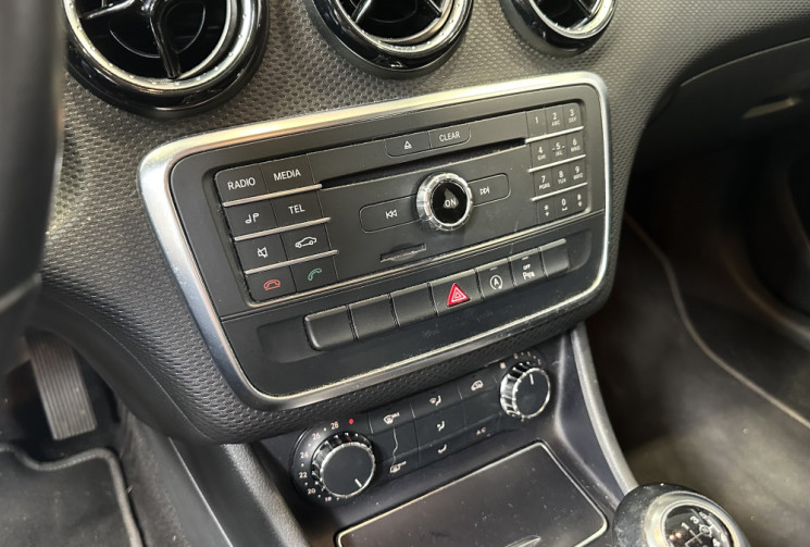 Mercedes Classe A 180 1.6i Sensation 122 ch / Radar Avant et Arrière / Révision à jour