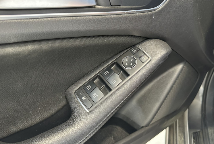 Mercedes Classe A 180 1.6i Sensation 122 ch / Radar Avant et Arrière / Révision à jour