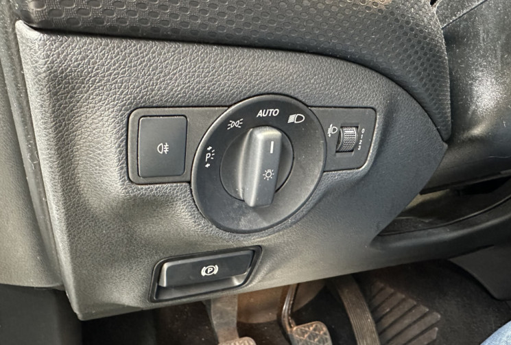 Mercedes Classe A 180 1.6i Sensation 122 ch / Radar Avant et Arrière / Révision à jour