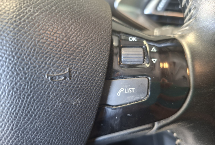 Peugeot 308 SW 1.5 BLUE HDI 100 ACTIVE BUSiNESS / DIGITAL COCKPIT / ENTRETIEN A JOUR 