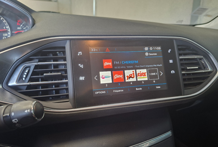 Peugeot 308 SW 1.5 BLUE HDI 100 ACTIVE BUSiNESS / DIGITAL COCKPIT / ENTRETIEN A JOUR 